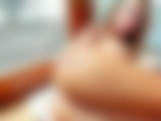 Mia-MiIan18's Live Sex Cam Show
