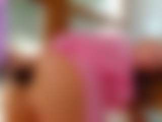Mia-MiIan18's Live Sex Cam Show