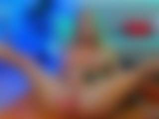 Live cam show with Mia-MiIan18 - Teen (18+) on Dolls Live