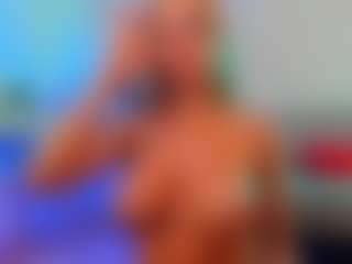 Live cam show with Mia-MiIan18 - Striptease Teen (18+) on camwithhim.com