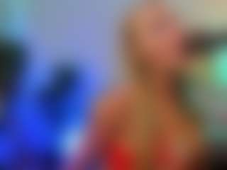 Mia-MiIan18's Live Sex Cam Show