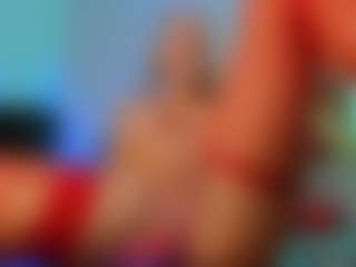 Mia-MiIan18's Live Sex Cam Show