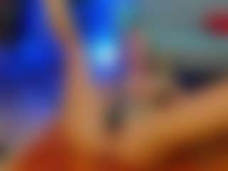 Mia-MiIan18's Live Sex Cam Show