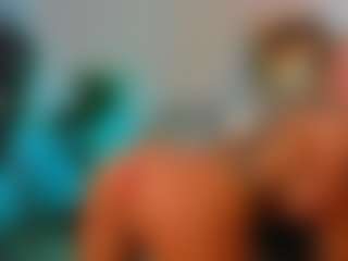 Mia-MiIan18's Live Sex Cam Show