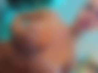 Mia-MiIan18's Live Sex Cam Show