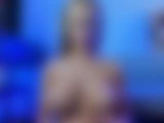 Live cam show with Mia-MiIan18 - Blonde Hair Curvy on Fapmatic.com