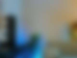 Live cam show with Mia-MiIan18 - Facial Piercings on Fling VIP Chat