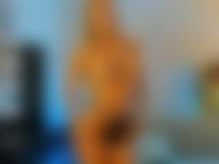 Mia-MiIan18's Live Sex Cam Show