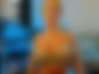 Mia-MiIan18's Live Sex Cam Show