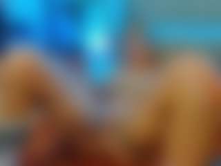 Live cam show with Mia-MiIan18 - Athletic Lush on galaxygirlnitro.com
