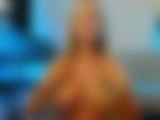 Mia-MiIan18's Live Sex Cam Show