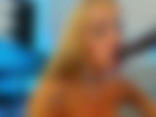 Mia-MiIan18's Live Sex Cam Show