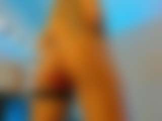 Mia-MiIan18's Live Sex Cam Show