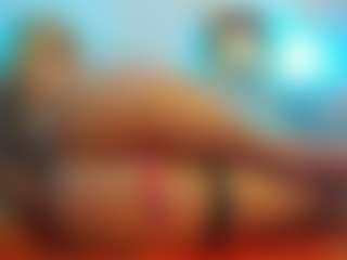 Live cam show with Mia-MiIan18 - Smoking on SpankPalCams