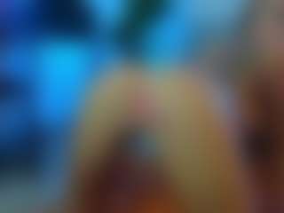 Live cam show with Mia-MiIan18 - Blue Eyes on Uber Horny