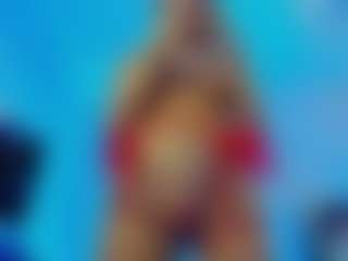 Live cam show with Mia-MiIan18 - Double Penetration on Uber Horny