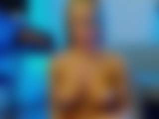 Live cam show with Mia-MiIan18 - Athletic College on StripNow