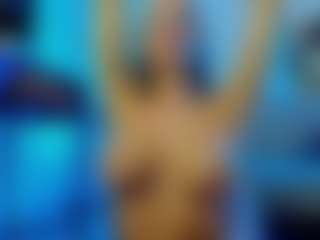 Live cam show with Mia-MiIan18 - Facial Piercings on sexylive.show