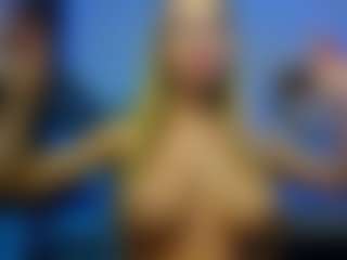Live cam show with Mia-MiIan18 - Lush Teen (18+) on Gym Cam Girls