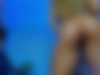 Mia-MiIan18's Live Sex Cam Show