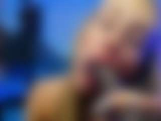 Mia-MiIan18's Live Sex Cam Show