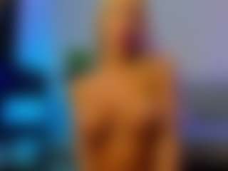 Live cam show with Mia-MiIan18 - Thong on Mixed Magazine Live