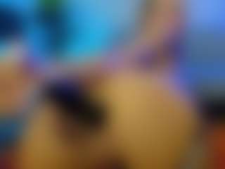 Mia-MiIan18's Live Sex Cam Show