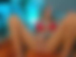 Mia-MiIan18's Live Sex Cam Show