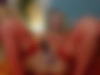 Mia-MiIan18's Live Sex Cam Show