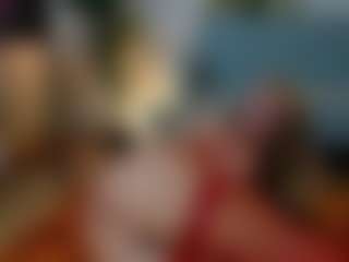 Mia-MiIan18's Live Sex Cam Show