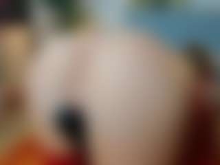 Mia-MiIan18's Live Sex Cam Show