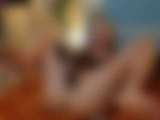 Mia-MiIan18's Live Sex Cam Show