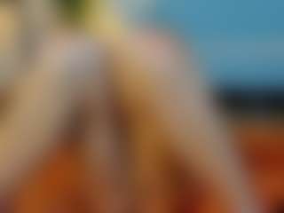 Mia-MiIan18's Live Sex Cam Show