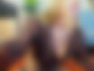 Mia-MiIan18's Live Sex Cam Show