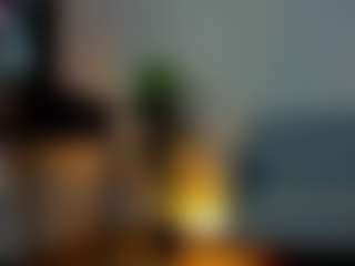 Mia-MiIan18's Live Sex Cam Show