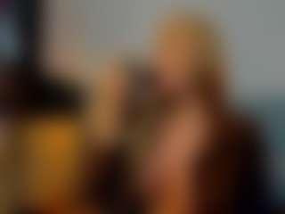 Mia-MiIan18's Live Sex Cam Show