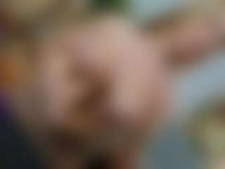 Mia-MiIan18's Live Sex Cam Show
