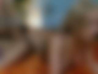 Mia-MiIan18's Live Sex Cam Show