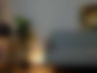 Mia-MiIan18's Live Sex Cam Show