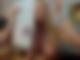 Mia-MiIan18's Live Sex Cam Show