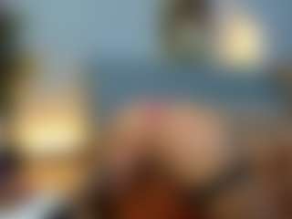 Mia-MiIan18's Live Sex Cam Show