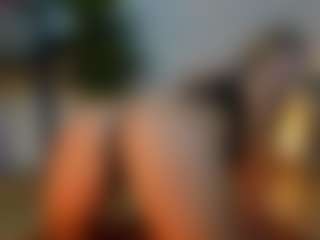 Live cam show with Mia-MiIan18 - BBW on Instabang