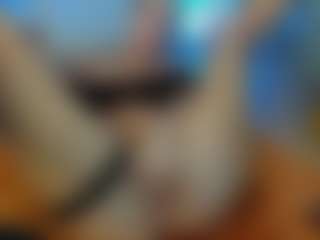 Live cam show with Mia-MiIan18 - Small Tits on Mixed Magazine Live