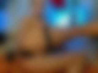 Mia-MiIan18's Live Sex Cam Show