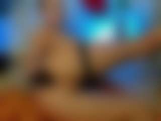 Mia-MiIan18's Live Sex Cam Show