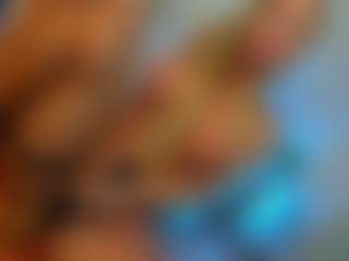 Mia-MiIan18's Live Sex Cam Show