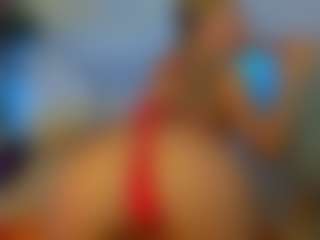 Live cam show with Mia-MiIan18 - Athletic College on camwithhim.com