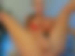 Mia-MiIan18's Live Sex Cam Show