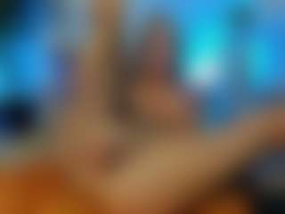 Live cam show with Mia-MiIan18 - Lush Blonde Hair on Uber Horny