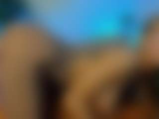 Mia-MiIan18's Live Sex Cam Show